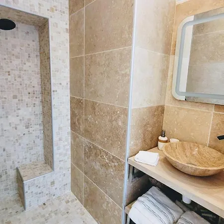 Apartmán Ze Perfect Place - Opera - 2 Chb - Ac - Terrasse *